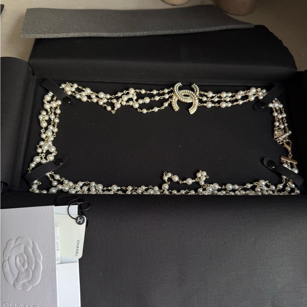 CHANEL Gold and Pearl triple Strand Necklace - Picture 2 of 7